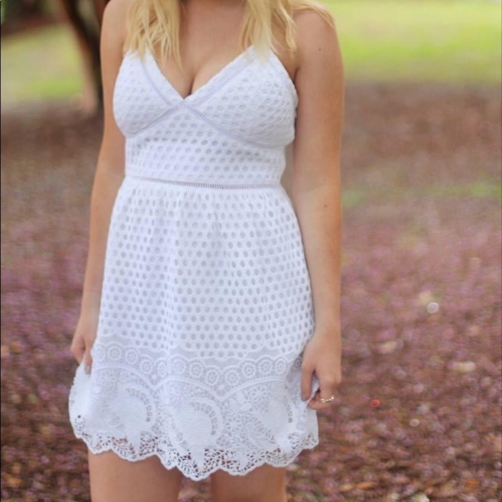 Abercrombie & Fitch white lace dress